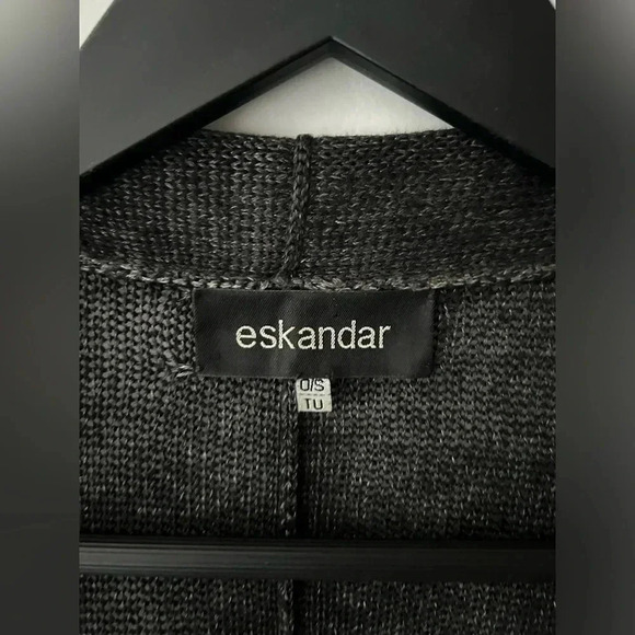 Eskandar linen  open front cardigan sweater - Picture 4 of 15